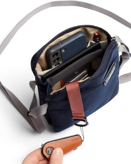 Bellroy City Pouch (cross-body bag, e-reader or small tablet, wallet, sunglasses, phone) - Navy