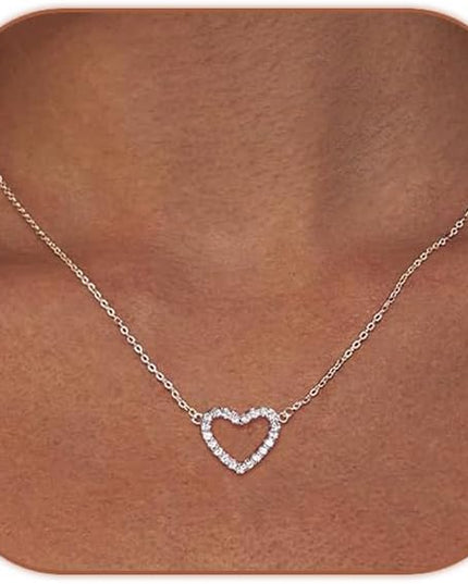 Cute Heart Necklace Dainty 18k Gold Plated Tiny Heart Pendant Choker Necklaces Small Gold Love Open Heart Chain Necklace for Women Simple Gold Necklace for Women Trendy Jewelry