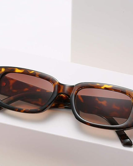 Dollger Rectangle Sunglasses for Women Men Trendy Retro Fashion Sunglasses UV 400 Protection Square Fram