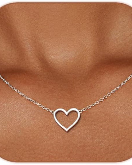 Cute Heart Necklace Dainty 18k Gold Plated Tiny Heart Pendant Choker Necklaces Small Gold Love Open Heart Chain Necklace for Women Simple Gold Necklace for Women Trendy Jewelry