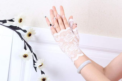 Women's Short Lace Gloves Fingerless for Driving Wedding Wrist Length Bridal Prom Gloves