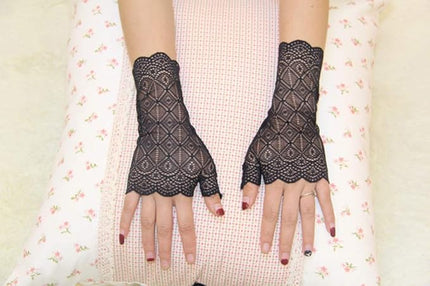 Women's Short Lace Gloves Fingerless for Driving Wedding Wrist Length Bridal Prom Gloves