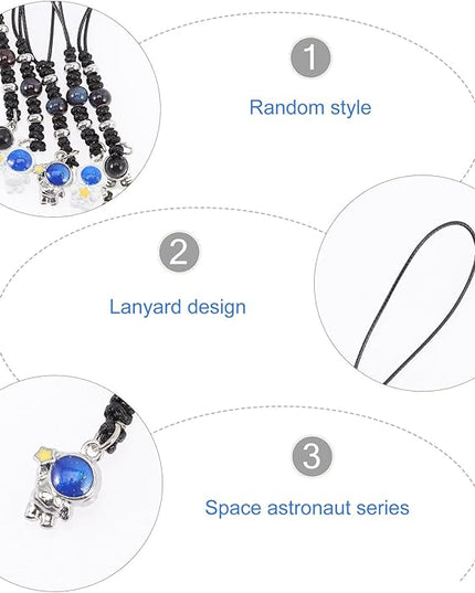 5Pcs Astronaut Keychain Phone Case Pendant Set for Mobile Phone Hanging Rope Accessories Space-Themed Charms for Mobile Decoration and Key Hanging Rope Random Style