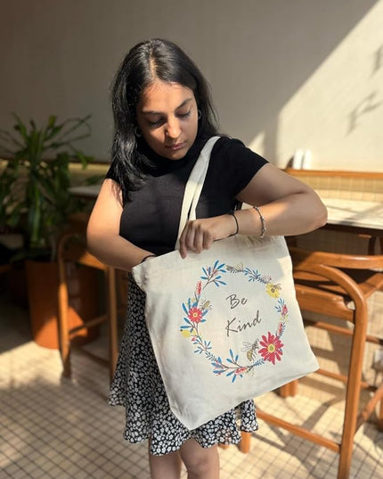 Ecoright Aesthetic Canvas Tote Bag for Women Large Zipper Tote Bags with Pocket, Womens Tote Bag for Yoga, Work, Beach