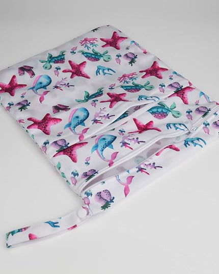 Wet Dry Bag Baby Cloth Diaper Nappy Bag Reusable Washable With Two Zippered Pockets (Starfishes Turtles)