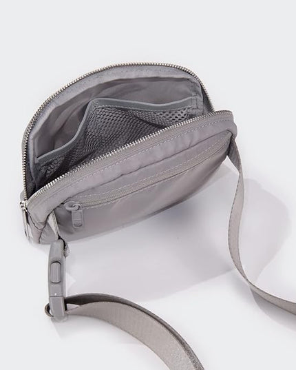 Pander Belt Bag for Women, Fashion Waist Packs, Crossbody Bags with Adjustable Strap (Light Grey).