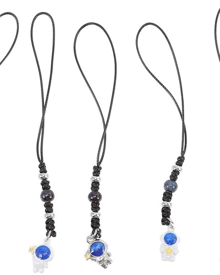 5Pcs Astronaut Keychain Phone Case Pendant Set for Mobile Phone Hanging Rope Accessories Space-Themed Charms for Mobile Decoration and Key Hanging Rope Random Style