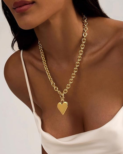 Cute Heart Necklace Dainty 18k Gold Plated Tiny Heart Pendant Choker Necklaces Small Gold Love Open Heart Chain Necklace for Women Simple Gold Necklace for Women Trendy Jewelry