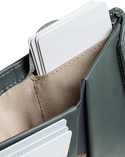 Bellroy Coin Wallet (Slim Coin Wallet, Bifold Leather Design, Holds 4-8 Cards, Magnetic Closure Coin Pouch)