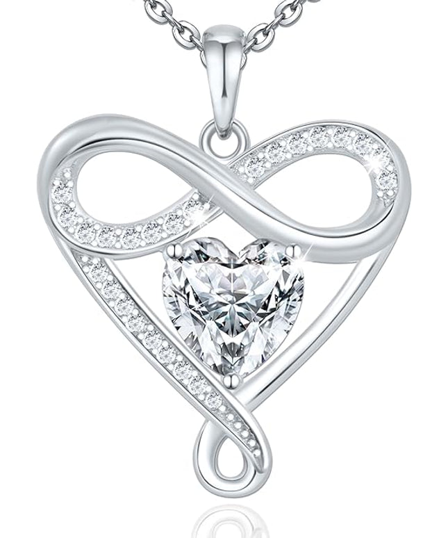 925 Sterling Silver Infinity Necklace - Exquisite Silver Jewelry for Women, Love Heart Necklace for Birthday, Anniversary, Valentine’s Day - Ideal Gift for Girlfriend, Wife, Mom, or Her