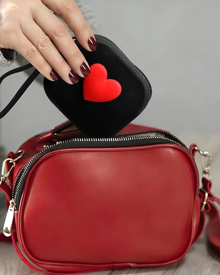 Small Silicone Coin Purse Heart Pattern Mini Silicone Coin Pouch with Hand Strap Change Pouch Mini Zipper Wallet for Women Girls (Black)
