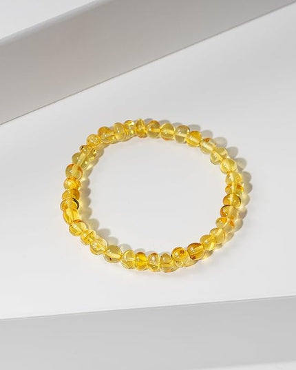 Natural Baltic Amber Bracelet for Women and Men – Stretch Wristband with Polished Cube Beads, Lightweight Unisex Jewelry Gift for Daily and Casual Wear