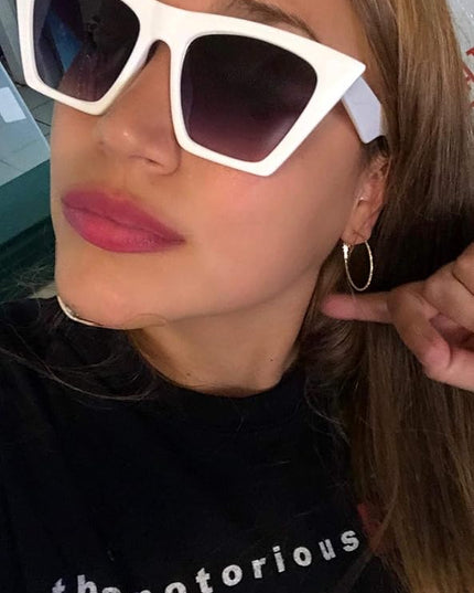 FEISEDY Vintage Square Cat Eye Sunglasses Women Trendy Cateye Sunglasses B2473