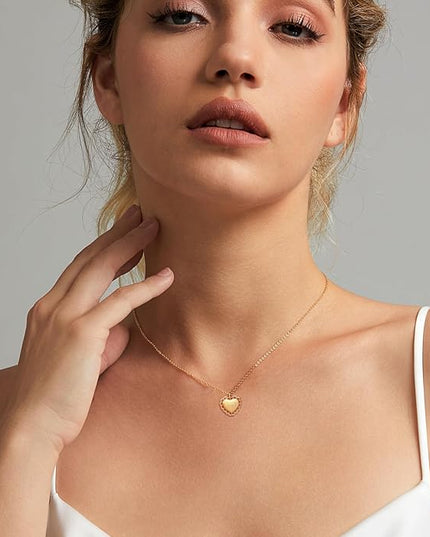 Cute Heart Necklace Dainty 18k Gold Plated Tiny Heart Pendant Choker Necklaces Small Gold Love Open Heart Chain Necklace for Women Simple Gold Necklace for Women Trendy Jewelry