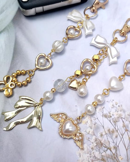 Keychain for Women Gold Bow Angel Wings KeyChains Novel Star Heart Strawberry Racket Pendants Bag Charm Key Chains