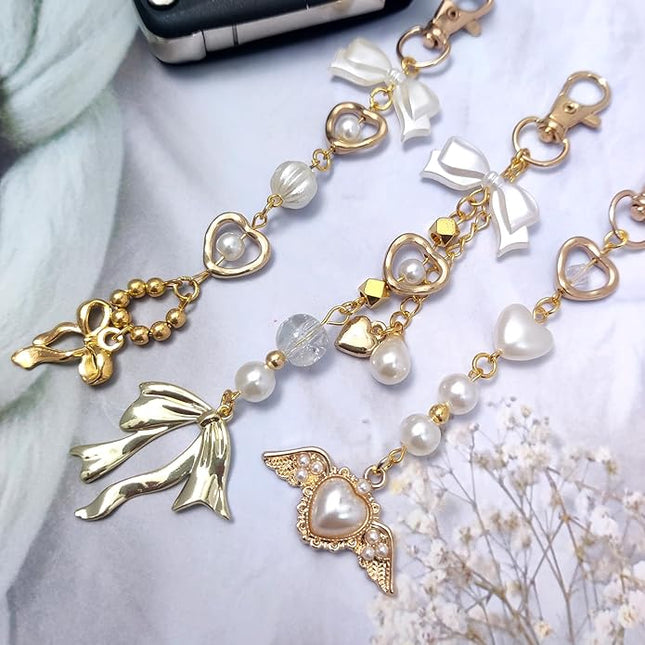 Keychain for Women Gold Bow Angel Wings KeyChains Novel Star Heart Strawberry Racket Pendants Bag Charm Key Chains