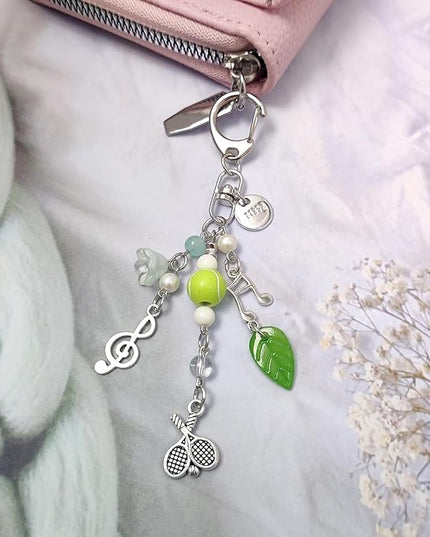 Keychain for Women Gold Bow Angel Wings KeyChains Novel Star Heart Strawberry Racket Pendants Bag Charm Key Chains