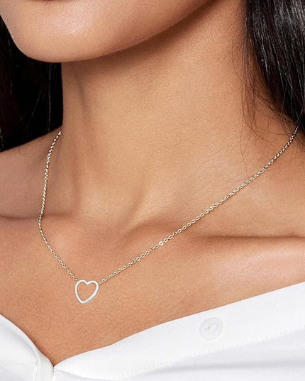 Cute Heart Necklace Dainty 18k Gold Plated Tiny Heart Pendant Choker Necklaces Small Gold Love Open Heart Chain Necklace for Women Simple Gold Necklace for Women Trendy Jewelry
