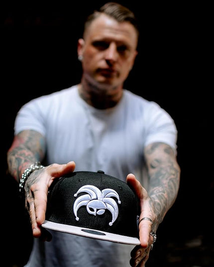 Capiche [99+ Variations] Special Series Snapback Cap - One Size Unisex Men