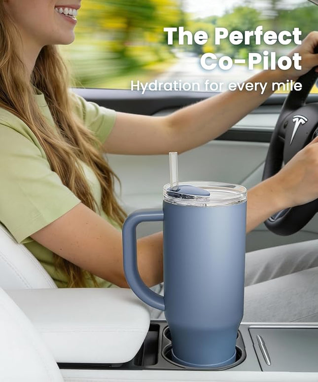 Renoj Tumbler with Handle 100% Spill Resistant Insulated Water Bottle for Iced Coffee & Hot Drinks - Fits Car Cup Holder, Ideal Gift, 2 Straws & Silicone Boot BPA-Free - FlexSlide Navy Blue 32 oz