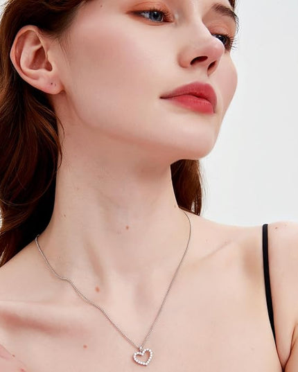 G&GEMSJEW Heart Necklaces for Women, 1-2 Carats Moissanite, 18K White Gold-Plated 925 Sterling Silver Round Brilliant Cut Moissanite Imitation Diamond Necklaces, Jewelry Gifts for Christmas Valentine's Day,Anniversary Present for Wife Women