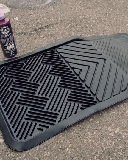 Chemical Guys Mat Renew Rubber and Vinyl Car Floor Mat Cleaner & Protectant - Cleans & Restores Rubber Liners, Running Boards, Safe for Cars, Trucks, SUVs, and More - 16 oz