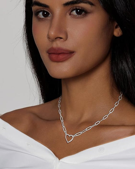 Cute Heart Necklace Dainty 18k Gold Plated Tiny Heart Pendant Choker Necklaces Small Gold Love Open Heart Chain Necklace for Women Simple Gold Necklace for Women Trendy Jewelry