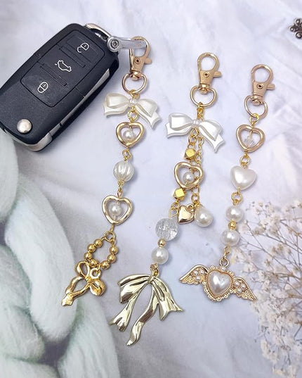 Keychain for Women Gold Bow Angel Wings KeyChains Novel Star Heart Strawberry Racket Pendants Bag Charm Key Chains