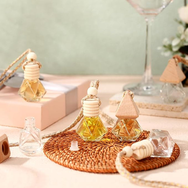 BBTO 100 Pcs Car Air Fresheners Diffuser with Wooden Cap Empty Aromatherapy Diffuser Clear Car Fragrance Holder Pendant Hanging Perfume Fresheners Bottles for Car Decor (Clear Diamond)