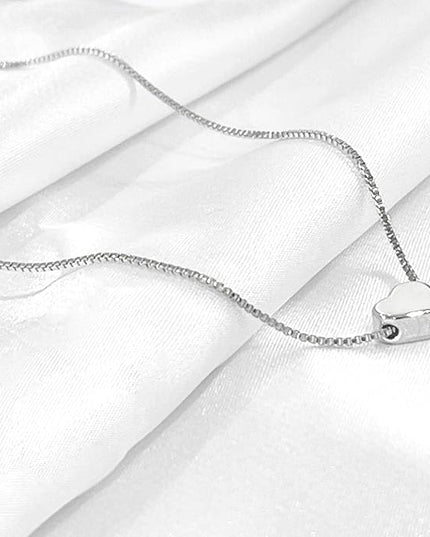 Cute Heart Necklace Dainty 18k Gold Plated Tiny Heart Pendant Choker Necklaces Small Gold Love Open Heart Chain Necklace for Women Simple Gold Necklace for Women Trendy Jewelry