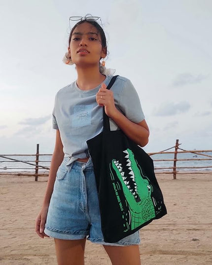 Ecoright Tote Bag for Women with Zipper, Small Tote Bag, Canvas Bag, Reusable Cotton Bag for Beach, Grocery, School & Work