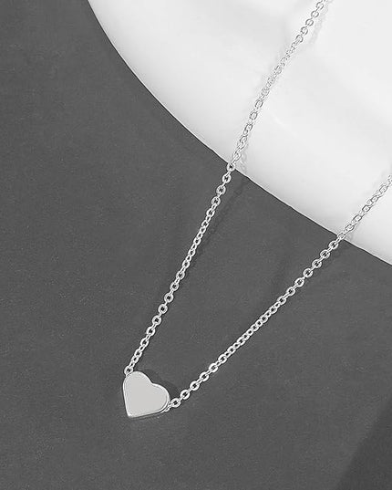 Cute Heart Necklace Dainty 18k Gold Plated Tiny Heart Pendant Choker Necklaces Small Gold Love Open Heart Chain Necklace for Women Simple Gold Necklace for Women Trendy Jewelry