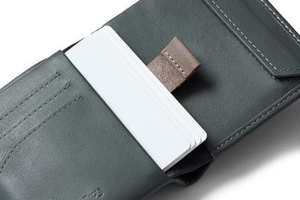 Bellroy Coin Wallet (Slim Coin Wallet, Bifold Leather Design, Holds 4-8 Cards, Magnetic Closure Coin Pouch)