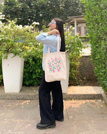 Ecoright Tote Bag for Women with Zipper, Small Tote Bag, Canvas Bag, Reusable Cotton Bag for Beach, Grocery, School & Work