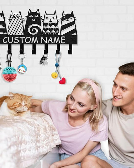 Kotagi Dyoart Personalized Key Holder Wall Mount - Custom Name Cat Key Holder for Wall, Black Pet Wall Art Decor, Housewarming Gifts, Key Rack Coat Rack Organizer for Storage, Living Room, Hallway