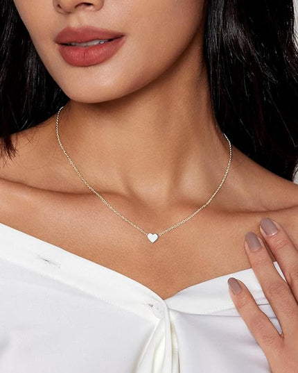 Cute Heart Necklace Dainty 18k Gold Plated Tiny Heart Pendant Choker Necklaces Small Gold Love Open Heart Chain Necklace for Women Simple Gold Necklace for Women Trendy Jewelry