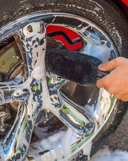 Chemical Guys Gerbil Wheel and Rim Cleaning Brush - Soft Natural Bristle Detailing Tool for Tires, Exhausts & Delicate Surfaces - Wheel Cleaner Brush to Safely Clean Brake Dust, Grime and Dirt, 1 Pack