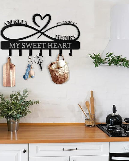 Dyoart Personalized Key Holder Wall Mount, Custom Couple's Name Key Holder for Wall, Love Shape Wedding Couple Gifts, Metal Key Rack Coat Rack, Key Rack Organizer for Bedroom Hallway Decor