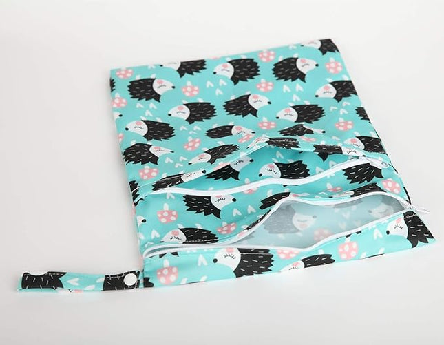 Wet Bag Baby Cloth Diaper Nappy Bag Reusable Washable With Two Zippered Pockets (Hedgehog)
