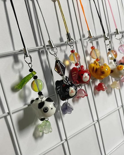 Agromusk Cat Phone Charms,Cute Lucky Kitty Beaded with Flower Phone Strap,Kawaii Y2K Bag Decor Aesthetic Cat Charm Accessories