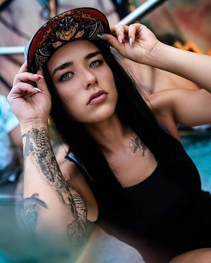 Capiche [99+ Variations] Special Series Snapback Cap - One Size Unisex Men