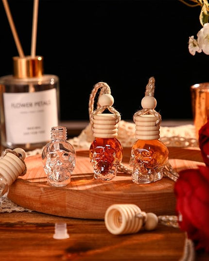 BBTO 200 Pcs Hanging Car Diffuser Bottles Bulk, Empty Clear Glass Air Freshener Bottles with Wooden Cap for Perfume Essential Oils Fragrance Aromatherapy Ornament(Skull)