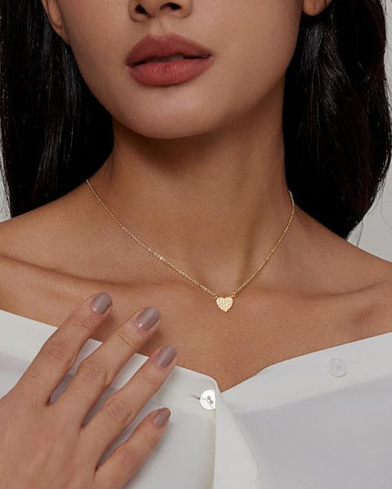 Cute Heart Necklace Dainty 18k Gold Plated Tiny Heart Pendant Choker Necklaces Small Gold Love Open Heart Chain Necklace for Women Simple Gold Necklace for Women Trendy Jewelry