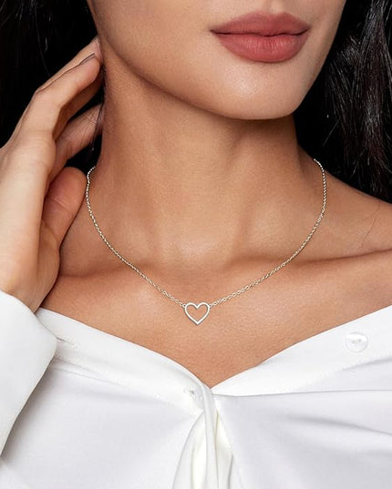Cute Heart Necklace Dainty 18k Gold Plated Tiny Heart Pendant Choker Necklaces Small Gold Love Open Heart Chain Necklace for Women Simple Gold Necklace for Women Trendy Jewelry