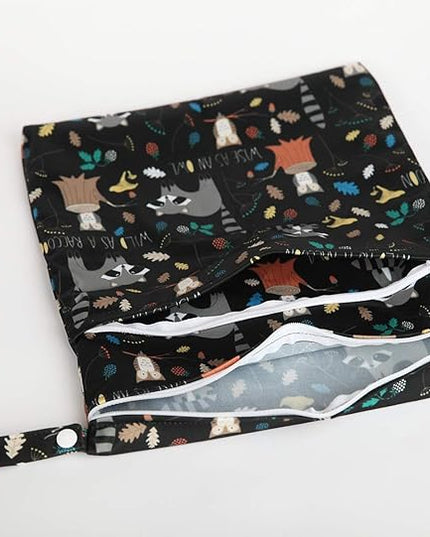 Wet Bag Baby Cloth Diaper Nappy Bag Reusable Washable With Two Zippered Pockets (Animal Racoon)