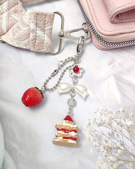 Keychain for Women Gold Bow Angel Wings KeyChains Novel Star Heart Strawberry Racket Pendants Bag Charm Key Chains