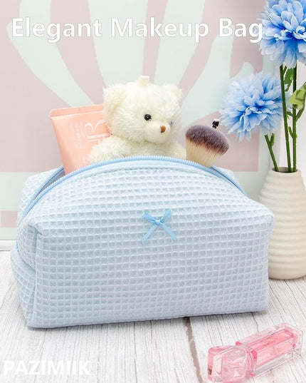 PAZIMIIK Cozy Makeup Bag Travel Cosmetic Bag for Women Soft Toiletry Bag Aesthetic Makeup Organizer Portable Large Zipper Pouch for Skincare Beauty Accessories Brushes Waffle Check Blue