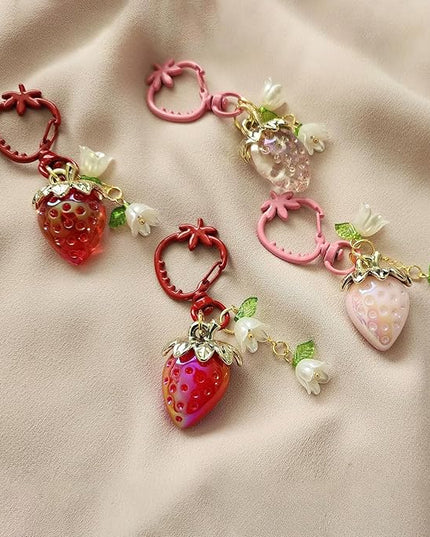 Agromusk Cute Strawberry Keychain,Bag Charms,Kawaii Heart Flower Daisy Key chains Accessories Decor for Girls Purse Gift