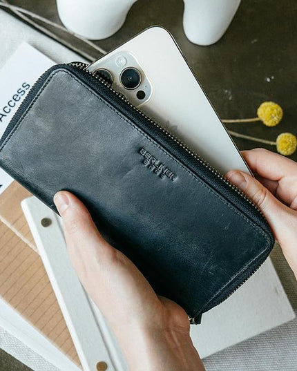 BERLINER BAGS Vintage Genuine Leather Wallet Margo, RFID Blocking Credit Card Holder, Slim Womens Wallet, Zip Around Wallet for 13 Cards and ID window, Bills, Coins - Dark Grey