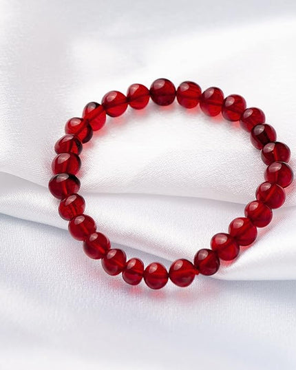 Natural Baltic Amber Bracelet for Women and Men – Stretch Wristband with Polished Cube Beads, Lightweight Unisex Jewelry Gift for Daily and Casual Wear